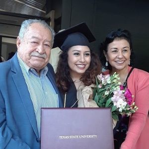 Meet your Posher, Ana